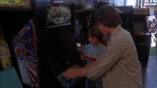 Lightman playing Galaga in WarGames